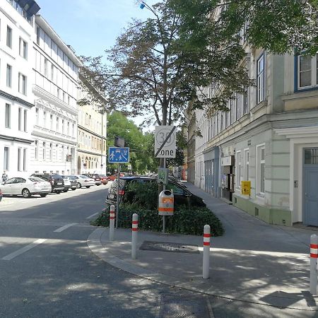 Vienna Gold Apartments - Contactless Check In Dış mekan fotoğraf