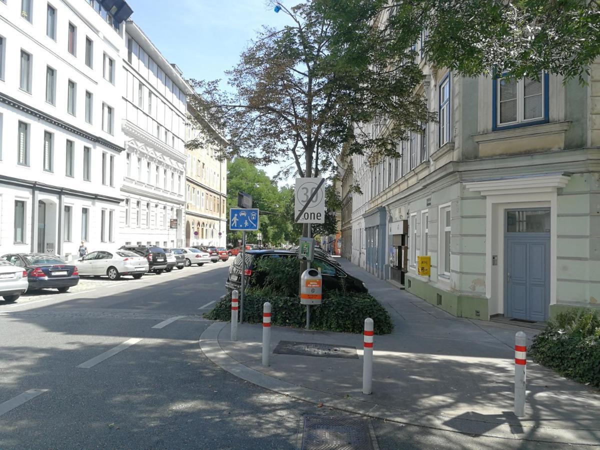 Vienna Gold Apartments - Contactless Check In Dış mekan fotoğraf